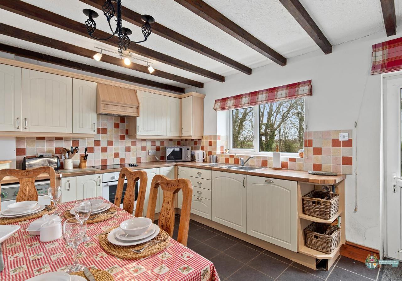 Lambston Cottage - A Pembrokeshire Home Away From Home Pelcomb Eksteriør bilde